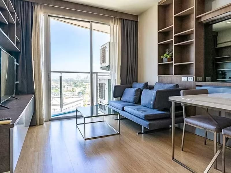 1 Bedroom Condo for rent at Skywalk Condominim