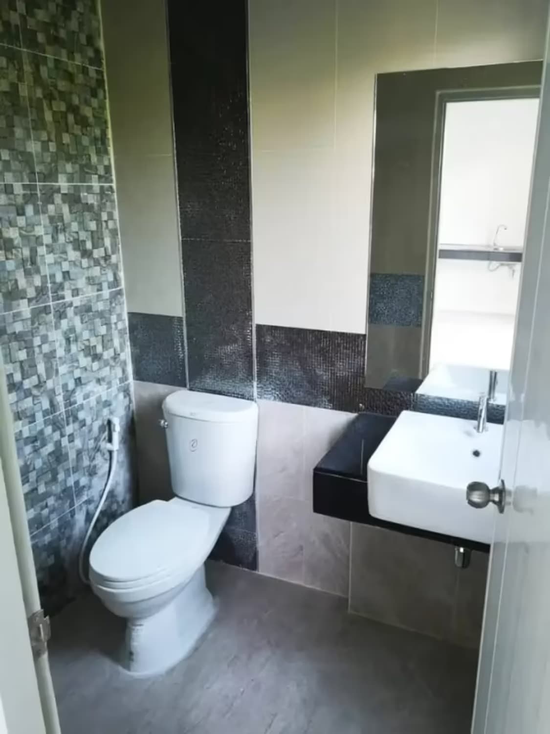 3 Bedroom House - Image 2