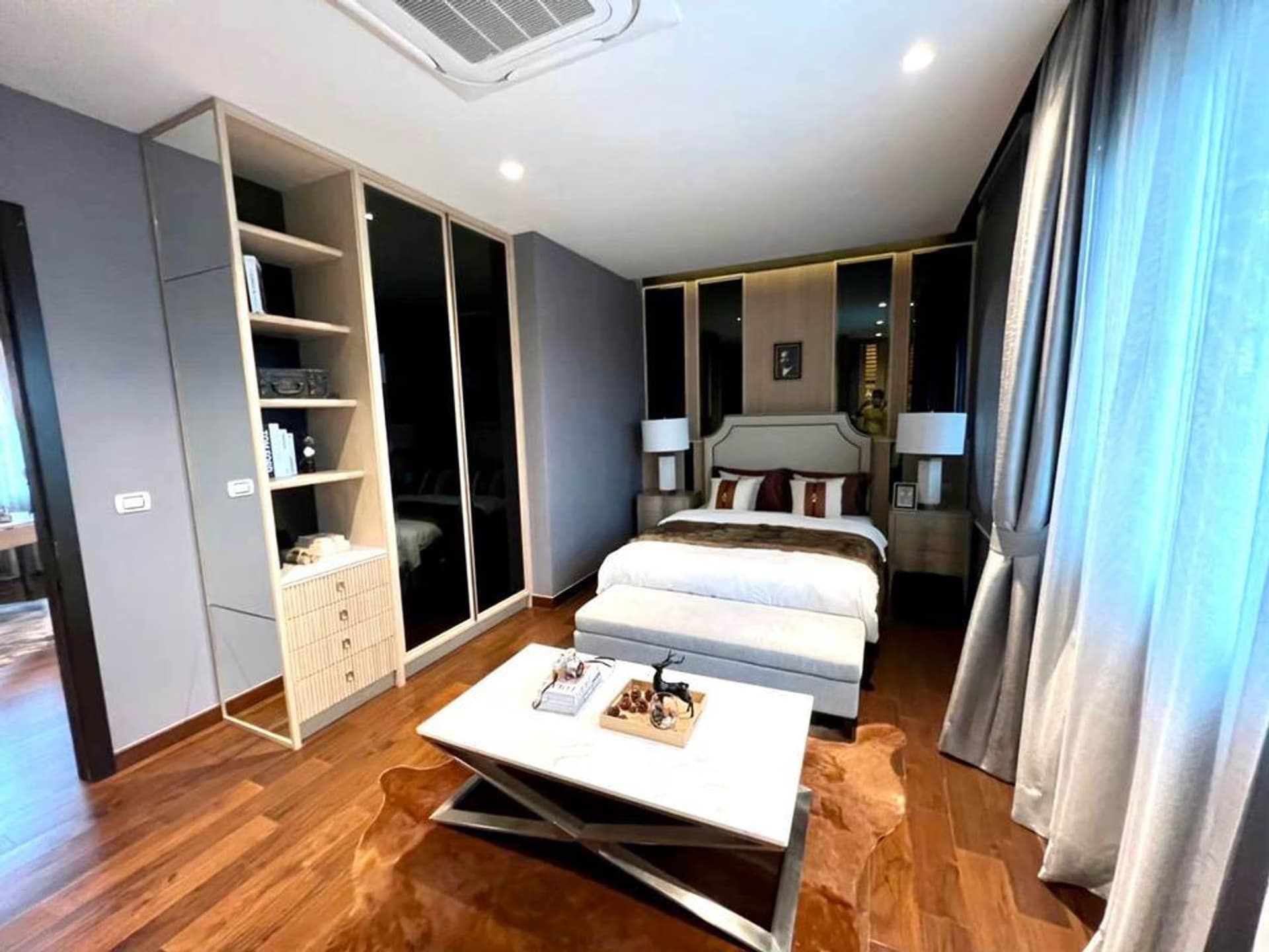 4 Bedroom House - Image 8
