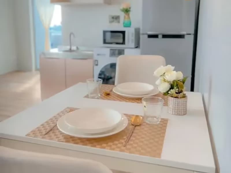 1 Bedroom Condo