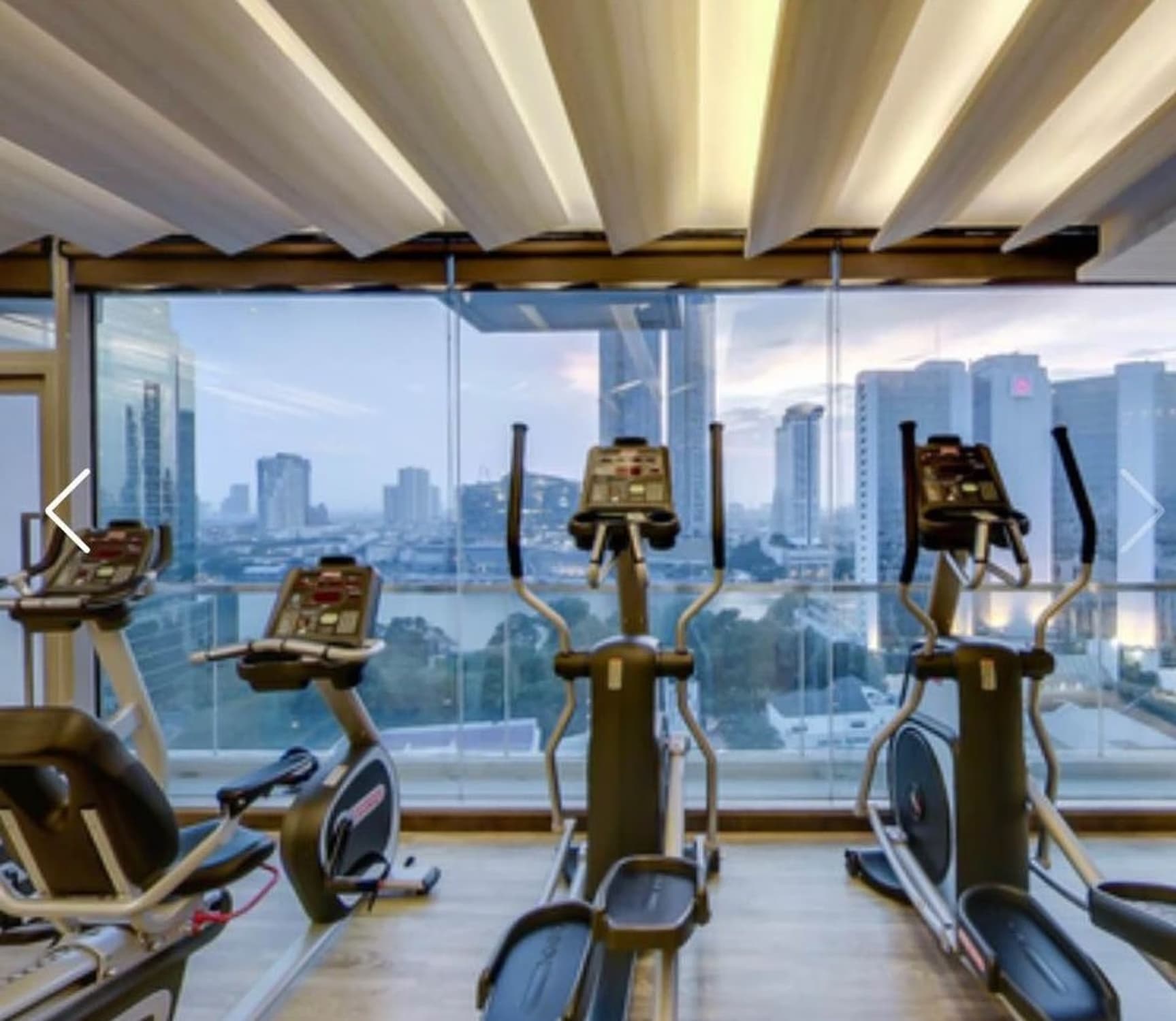 1 Bed Condo for Sale in undefined - Image 2
