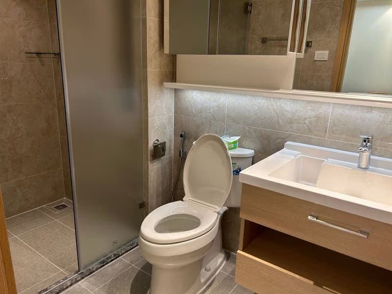 Condo for Rent at Regal Sathon-Naradhiwas