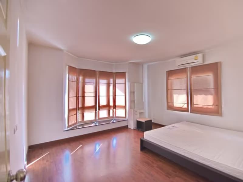 3 Bedroom undefined