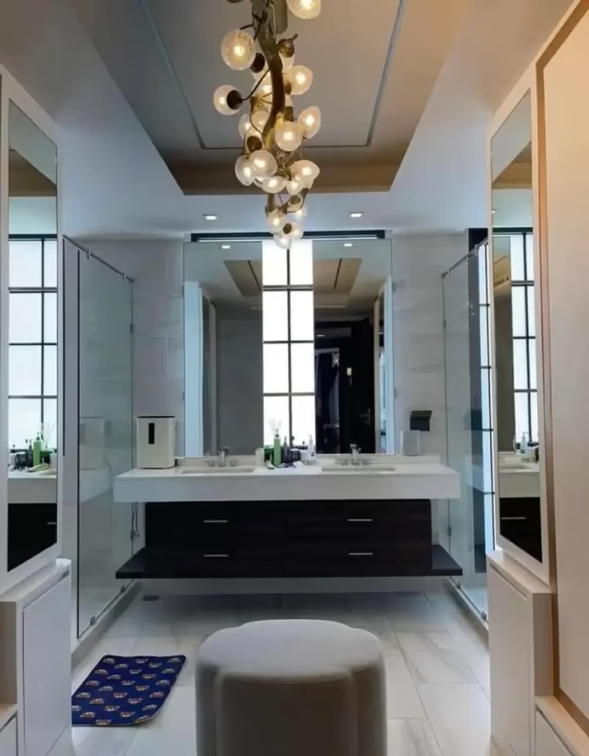 4 Bedroom House - Image 3