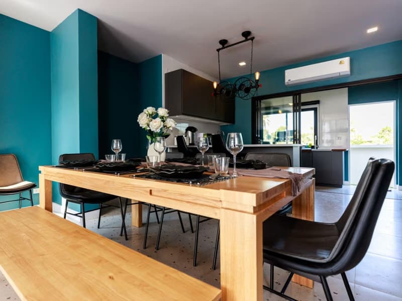 5 Bed House for Rent in San Sai District