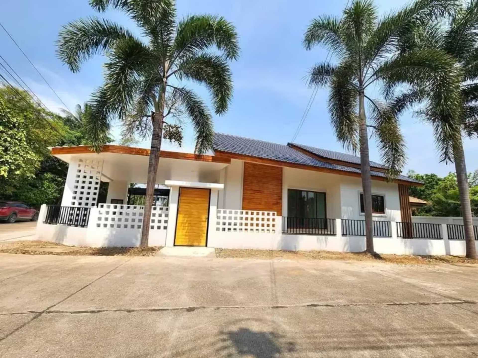 3 Bedroom House - Image 6