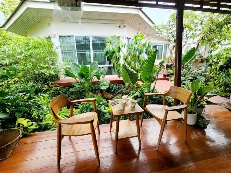 5 Bed House for Rent in Hang Dong District
