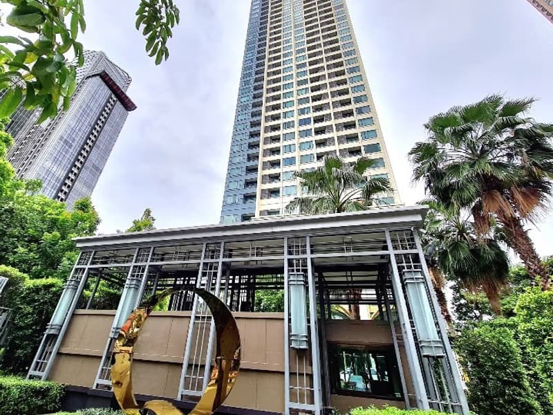 5 Bed Condo for Rent in Ratchathewi