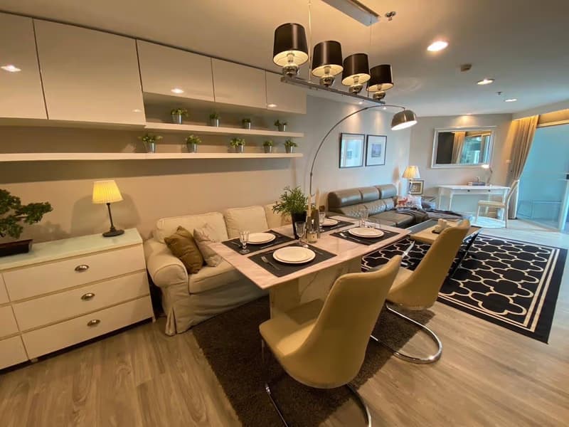 3 Bed Condo for Rent and Sale in Huai Khwang