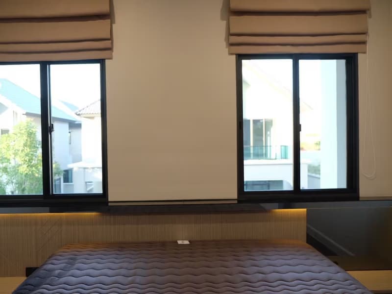 4 Bed House for Rent in Bang Phli