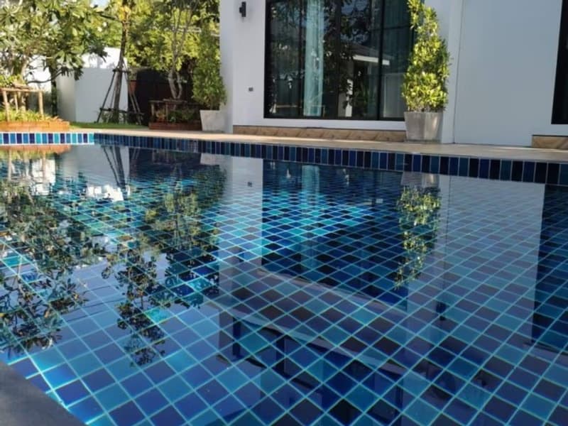 6 Bed House for Sale in San Sai District