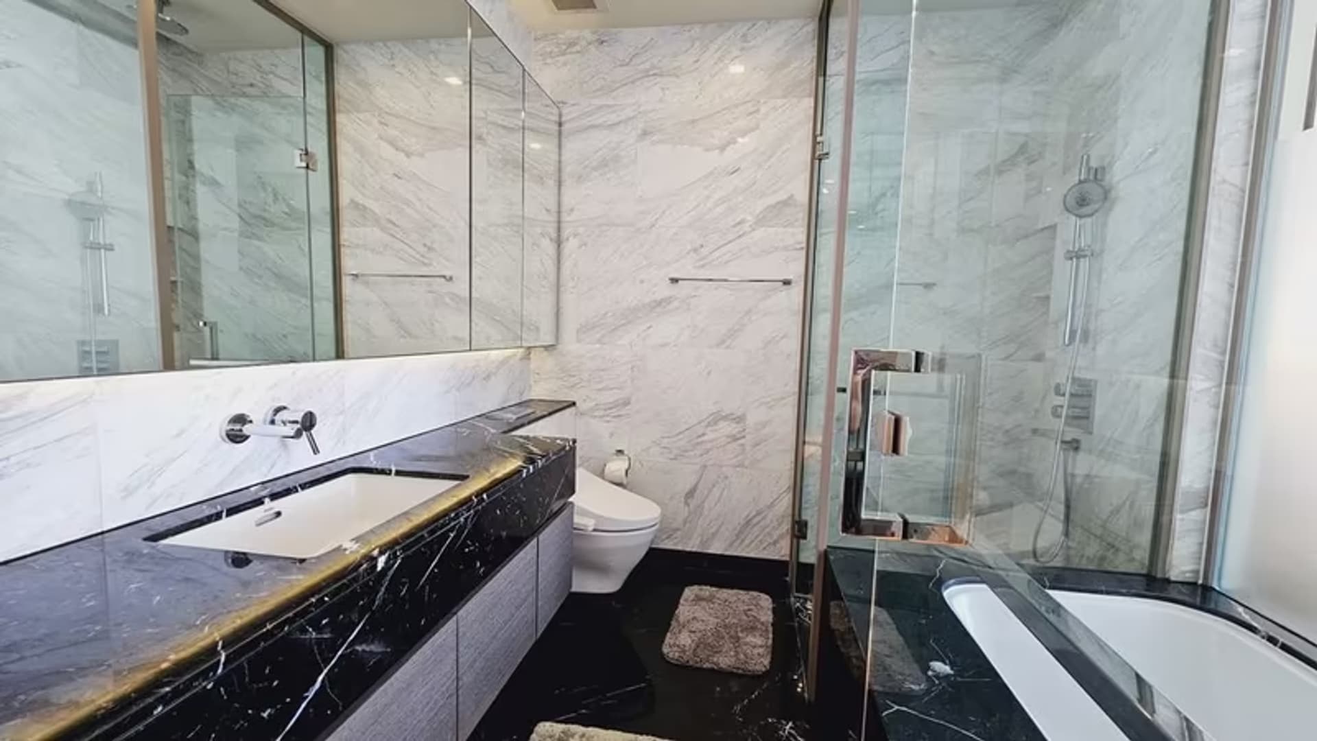 Condo for Rent at Sala Deang One - Image 7