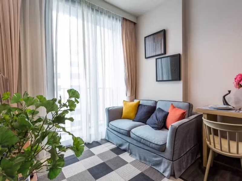 Condo for Sale, Rented at The Edge Sukhumvit 23