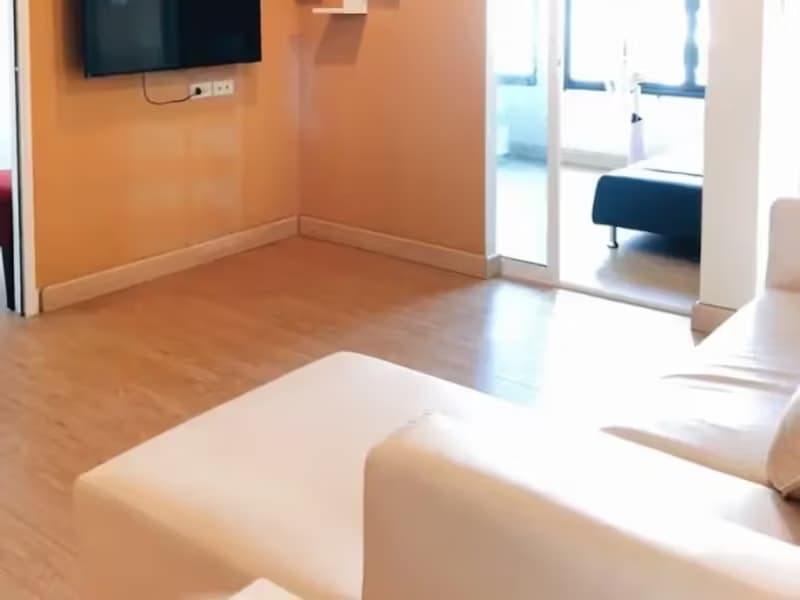 1 Bedroom Condo