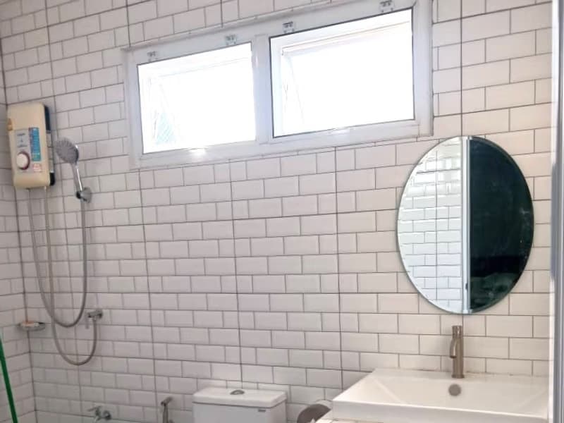 4 Bed House for Rent in Mueang Chiang Mai District