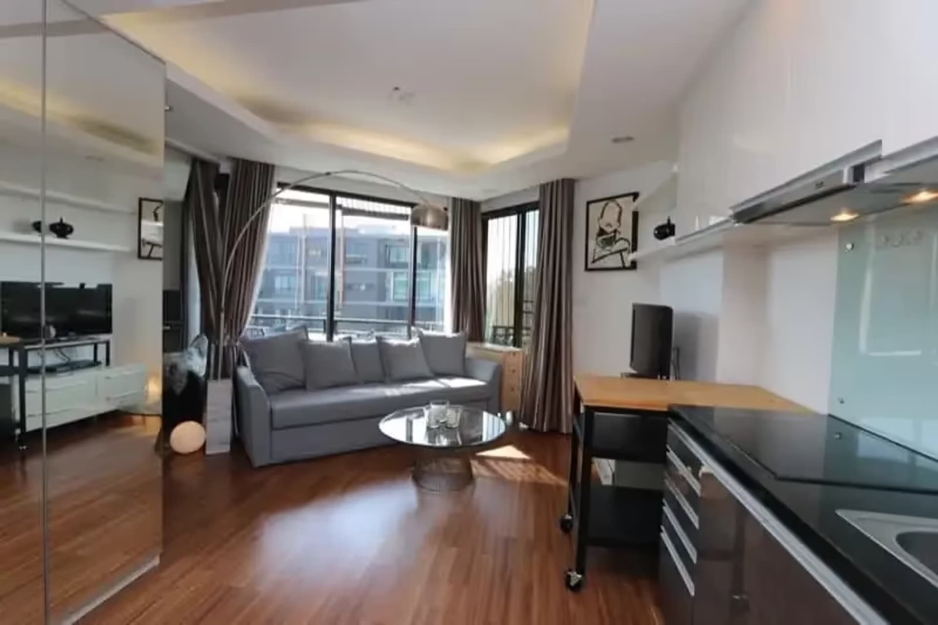 1 Bedroom Condo - Image 8