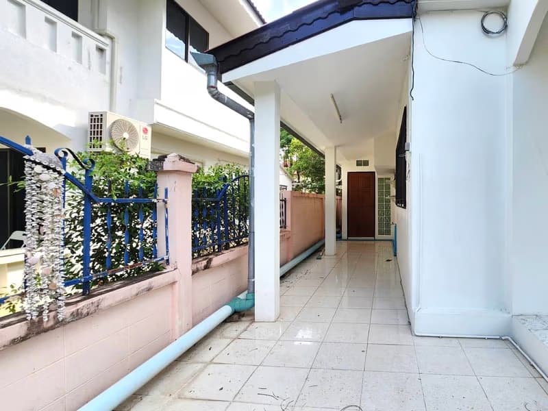 4 Bed House for Rent in Mueang Chiang Mai