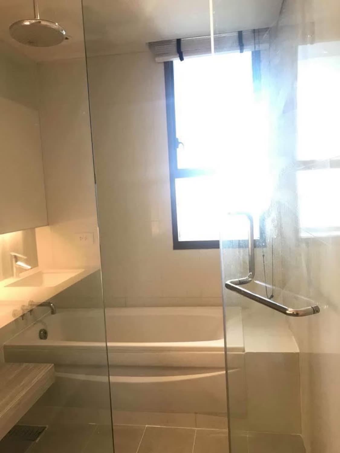 2 Bed Condo for Rent in Watthana - Image 4