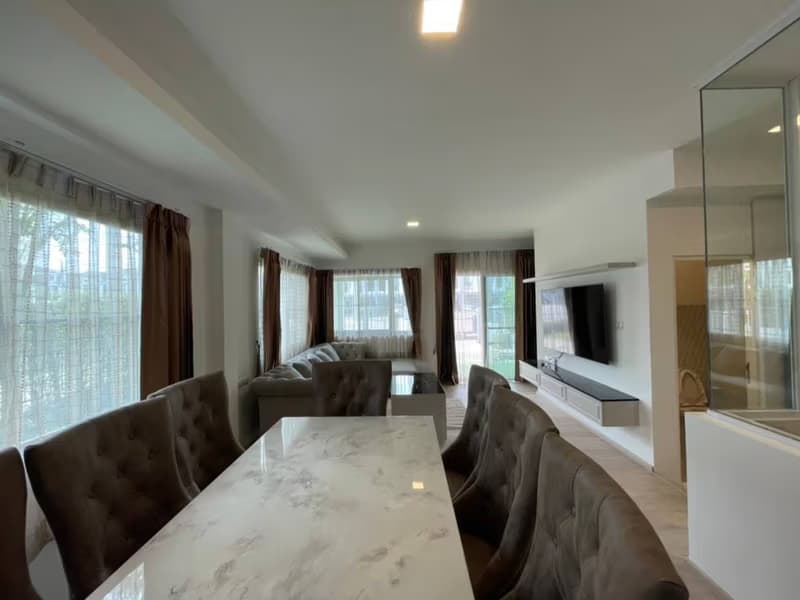 3 Bed Townhouse for Rent in Prawet
