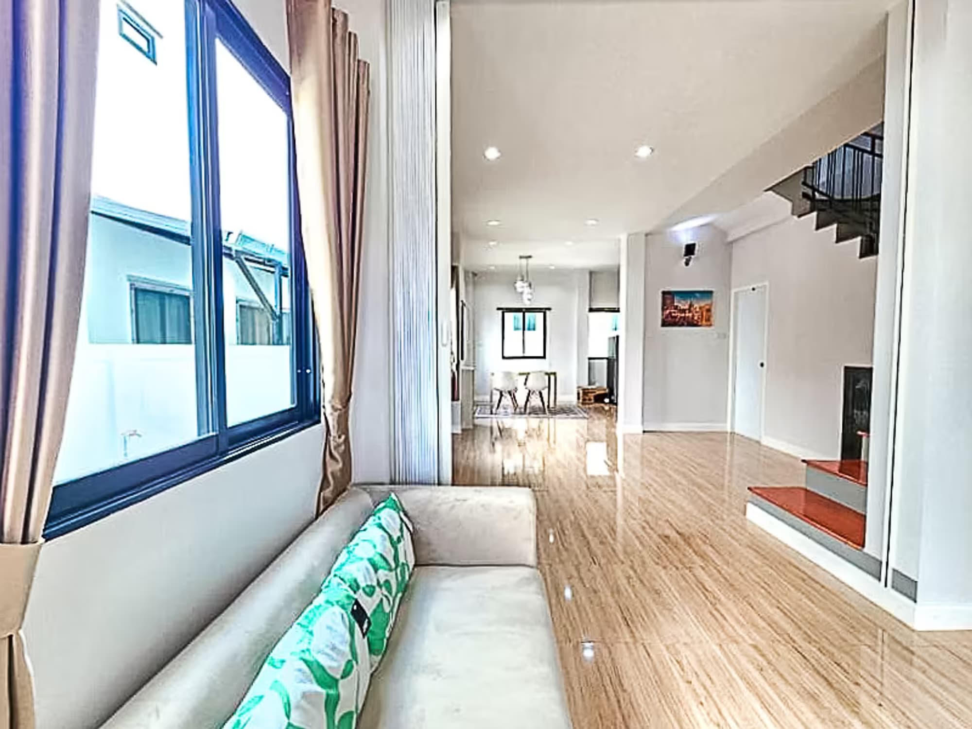 3 Bedroom House - Image 7