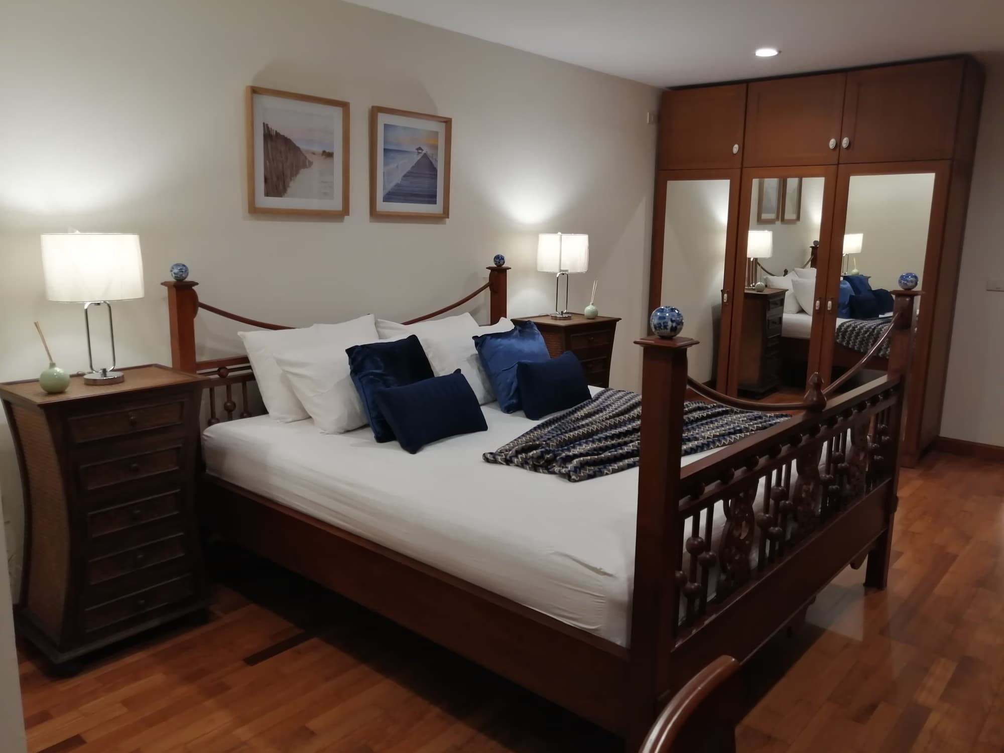 A Lanna Contemporary designer condo, overlooking Shangri-La Hotel  - Image 2