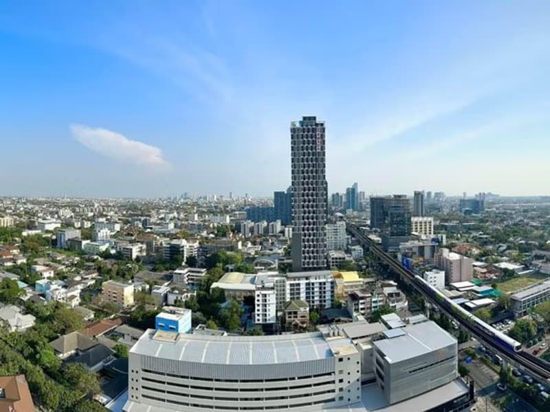 Condo for Sale at Ideo Mobi Sukhumvit 81