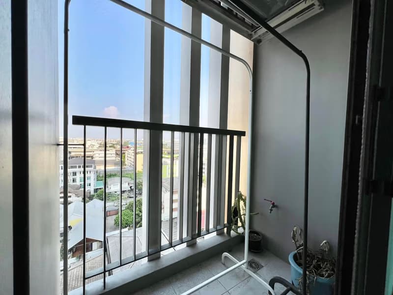 Condo for Rent at Life Sukhumvit 62