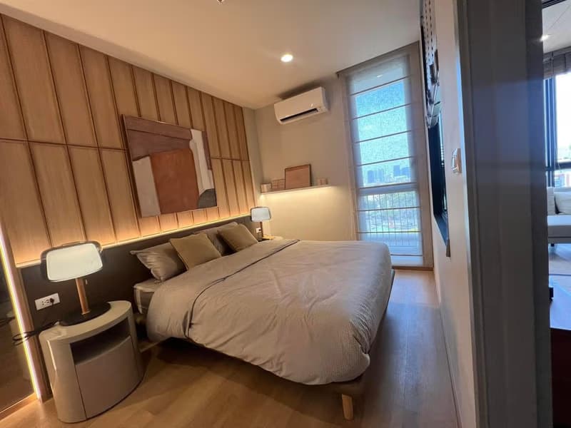 Condo for Sale at The Issara Sathorn