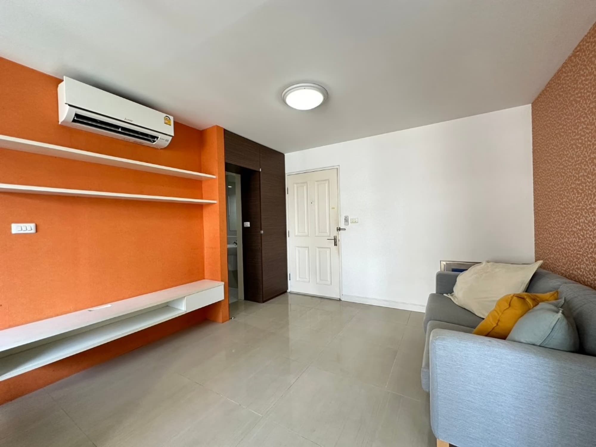1 ห้องนอน Condo สำหรับ ขาย ใกล้ On Nut BTS - Image 1