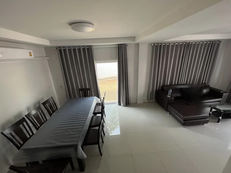 4 Bed House for Rent in Hang Dong
