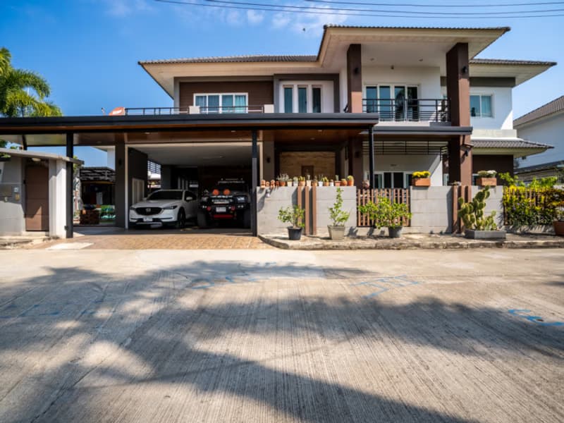 4 Bed House for Sale in Mueang Chiang Mai