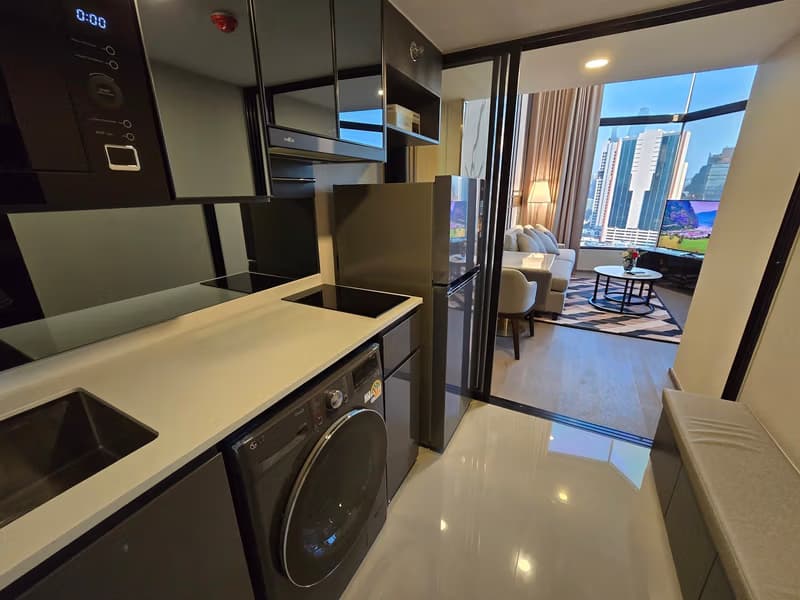 2 Bed Condo for Rent  Near Hua Lamphong MRT