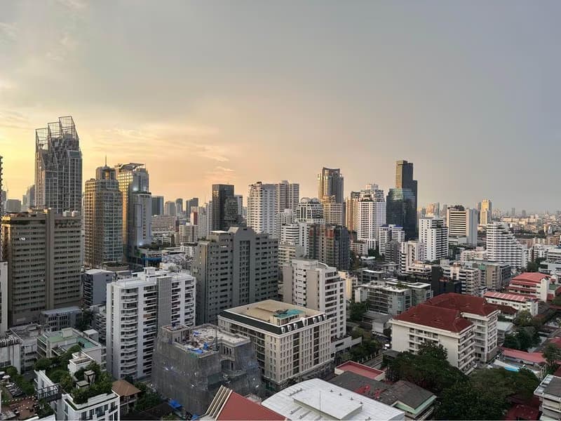 1 Bed Condo for Sale in Watthana