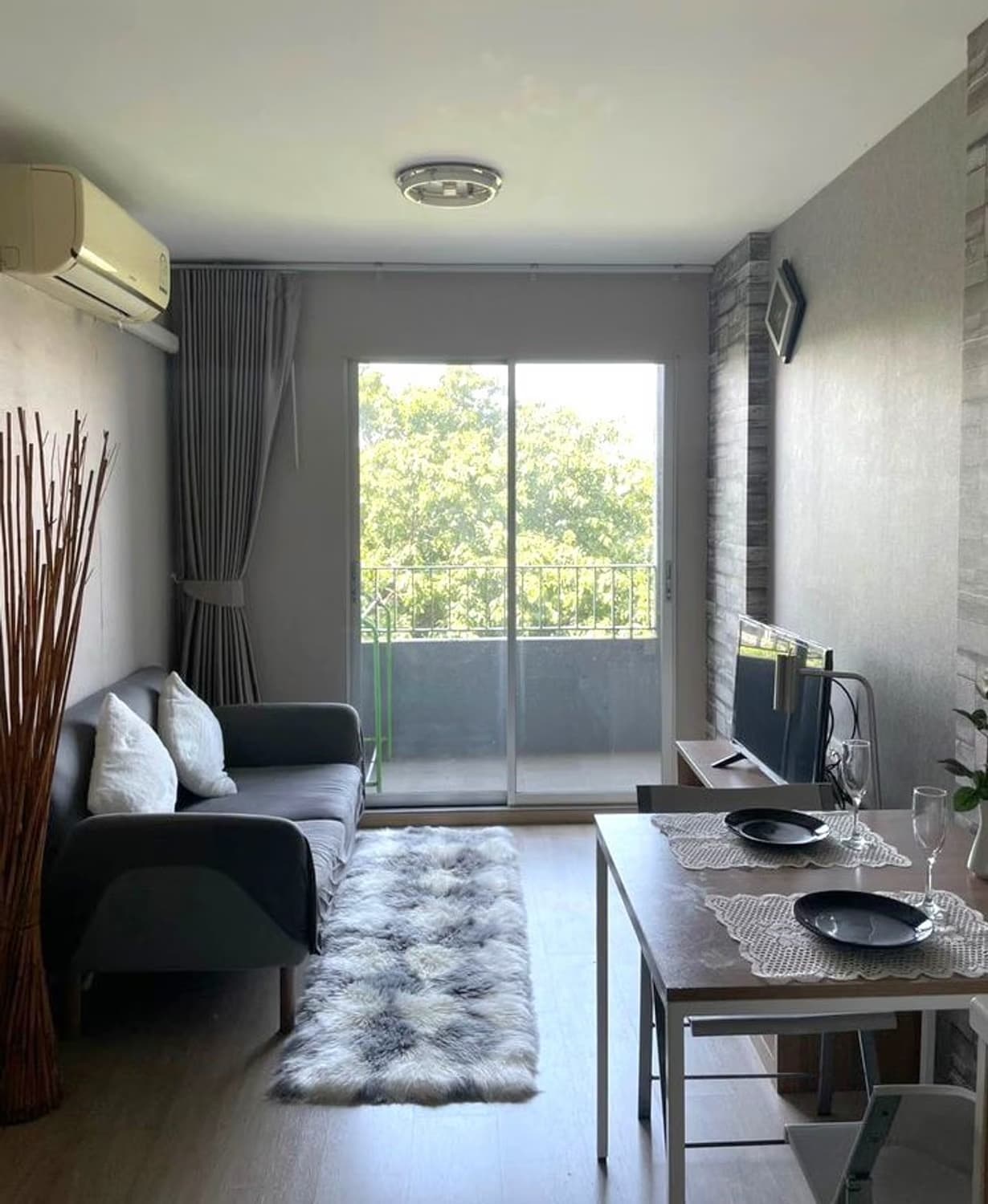 1 Bed Condo for Sale in Phra Khanong - Image 1