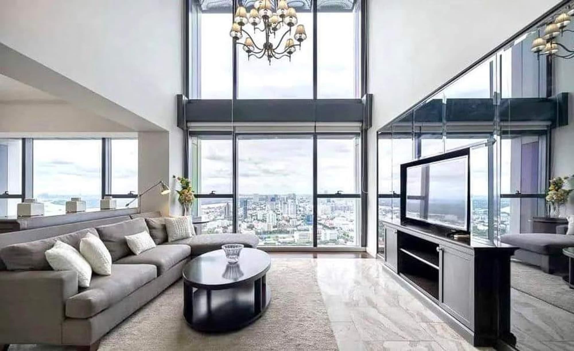 4 卧室 公寓 用于 出租 在 Sathon - Image 1