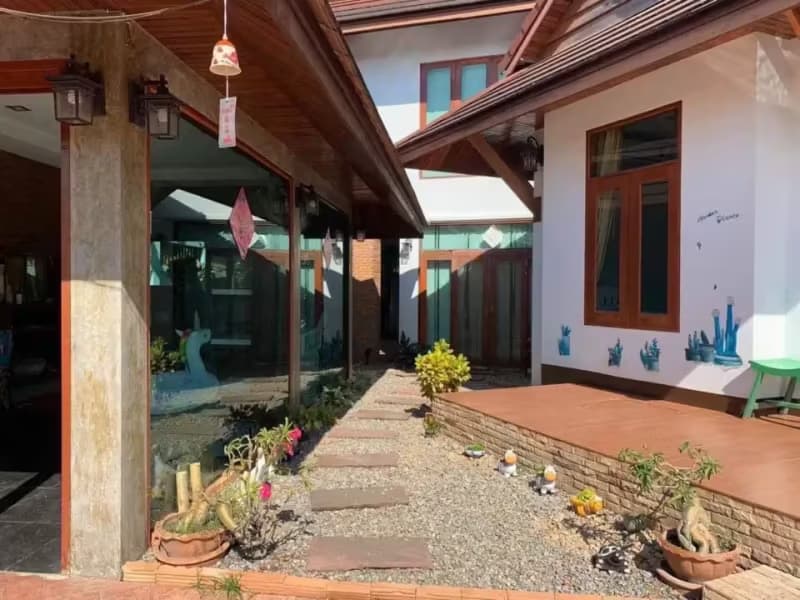 4 Bedroom House