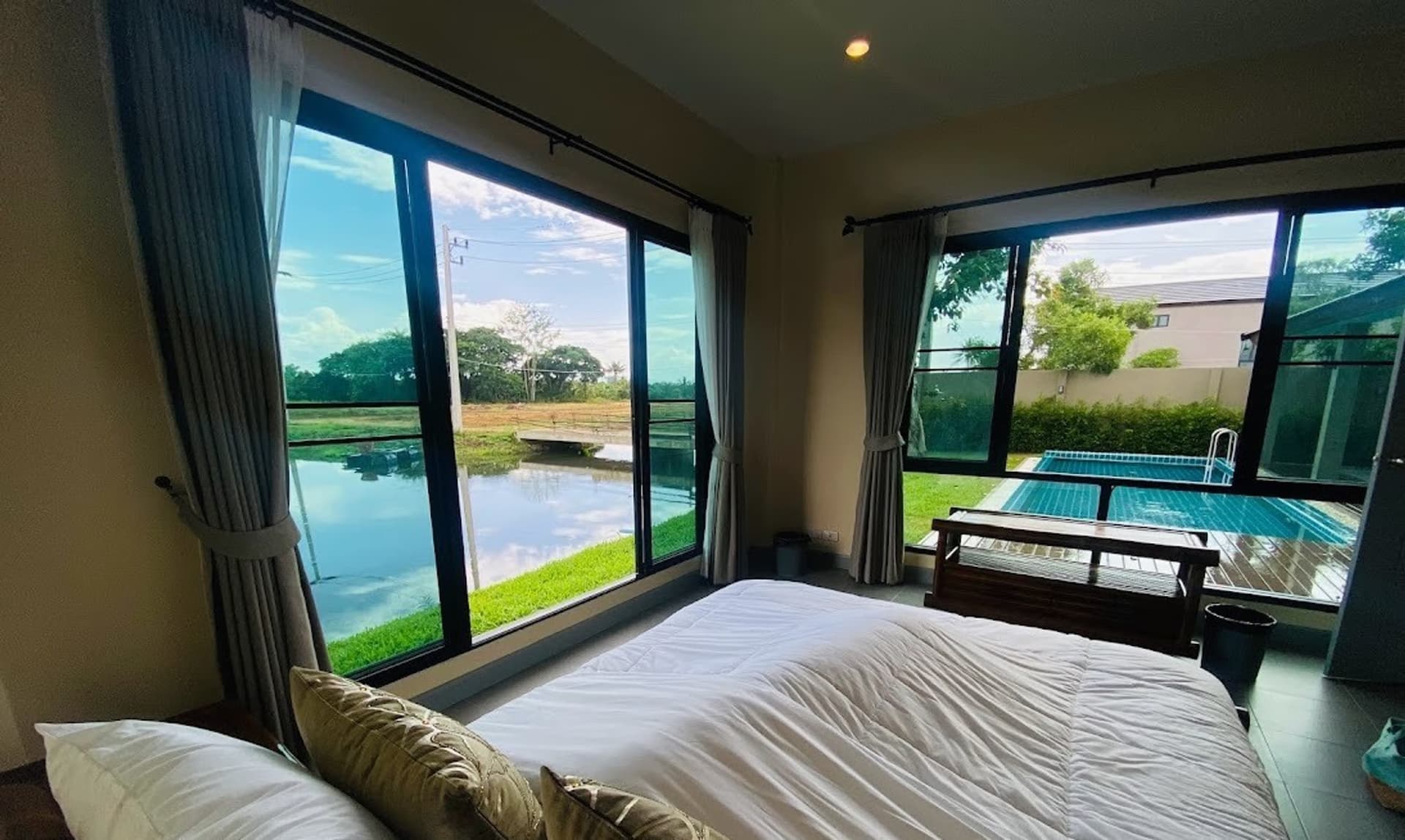 5 Bedroom House - Image 8