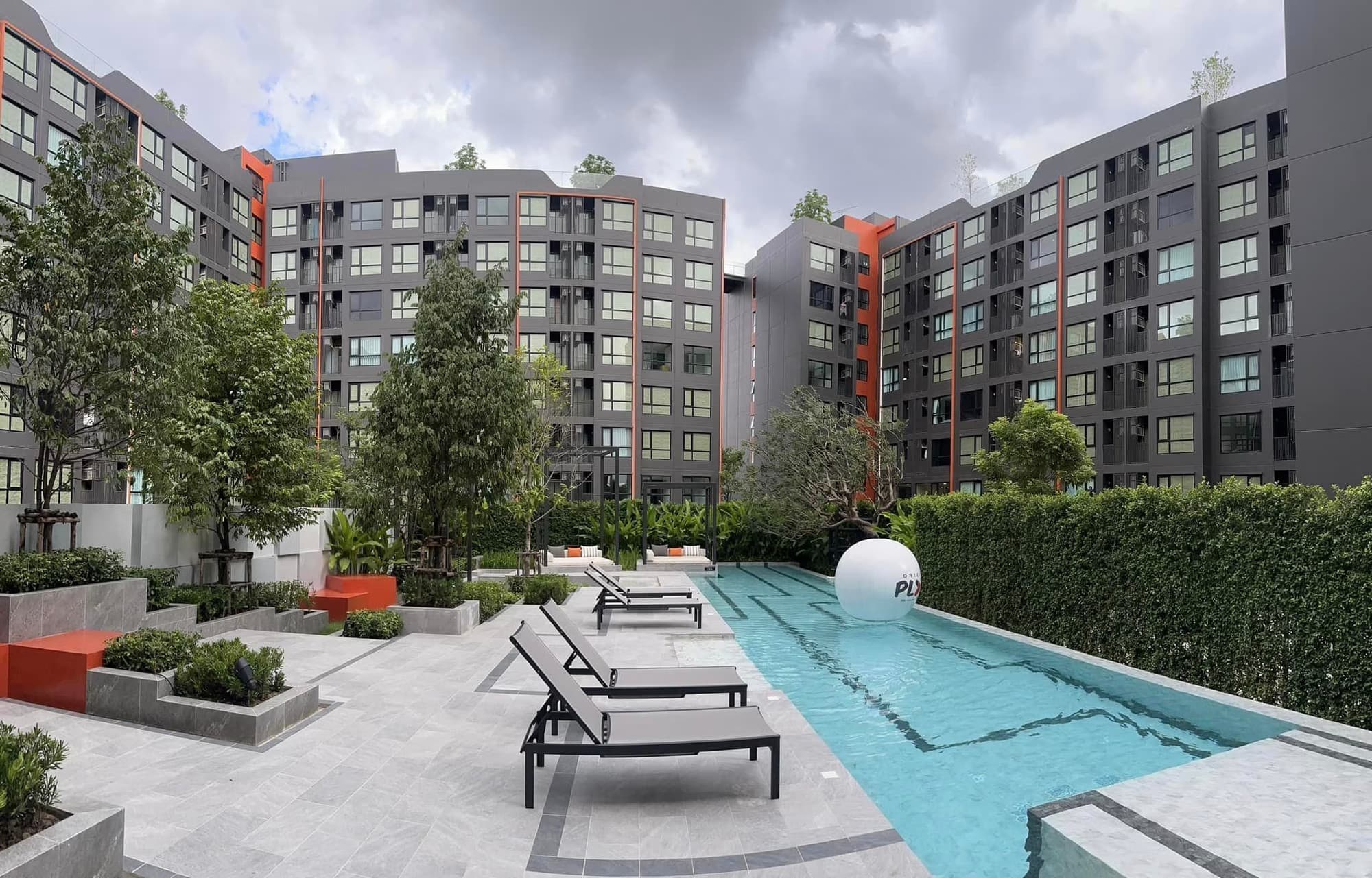1 Bed Condo for Sale in Bang Na - Image 3