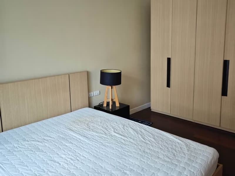 2 Bedroom Condo for Sale at Circle Condominium