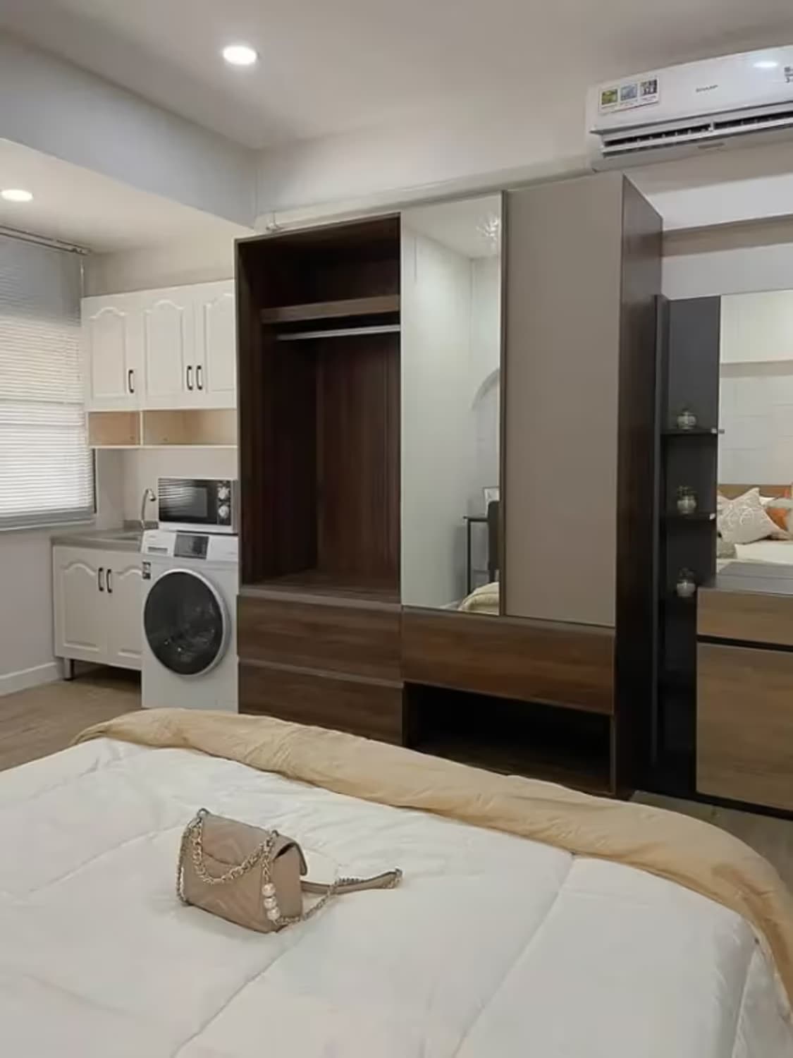 1 Bedroom Condo - Image 6