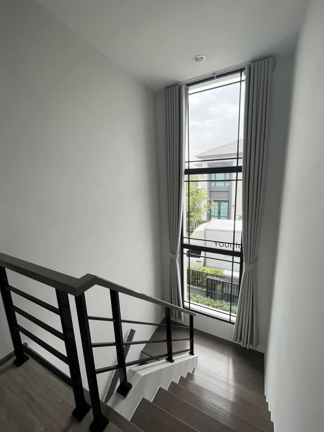 3 Bed House for Rent and Sale in Bang Phli - Image 6
