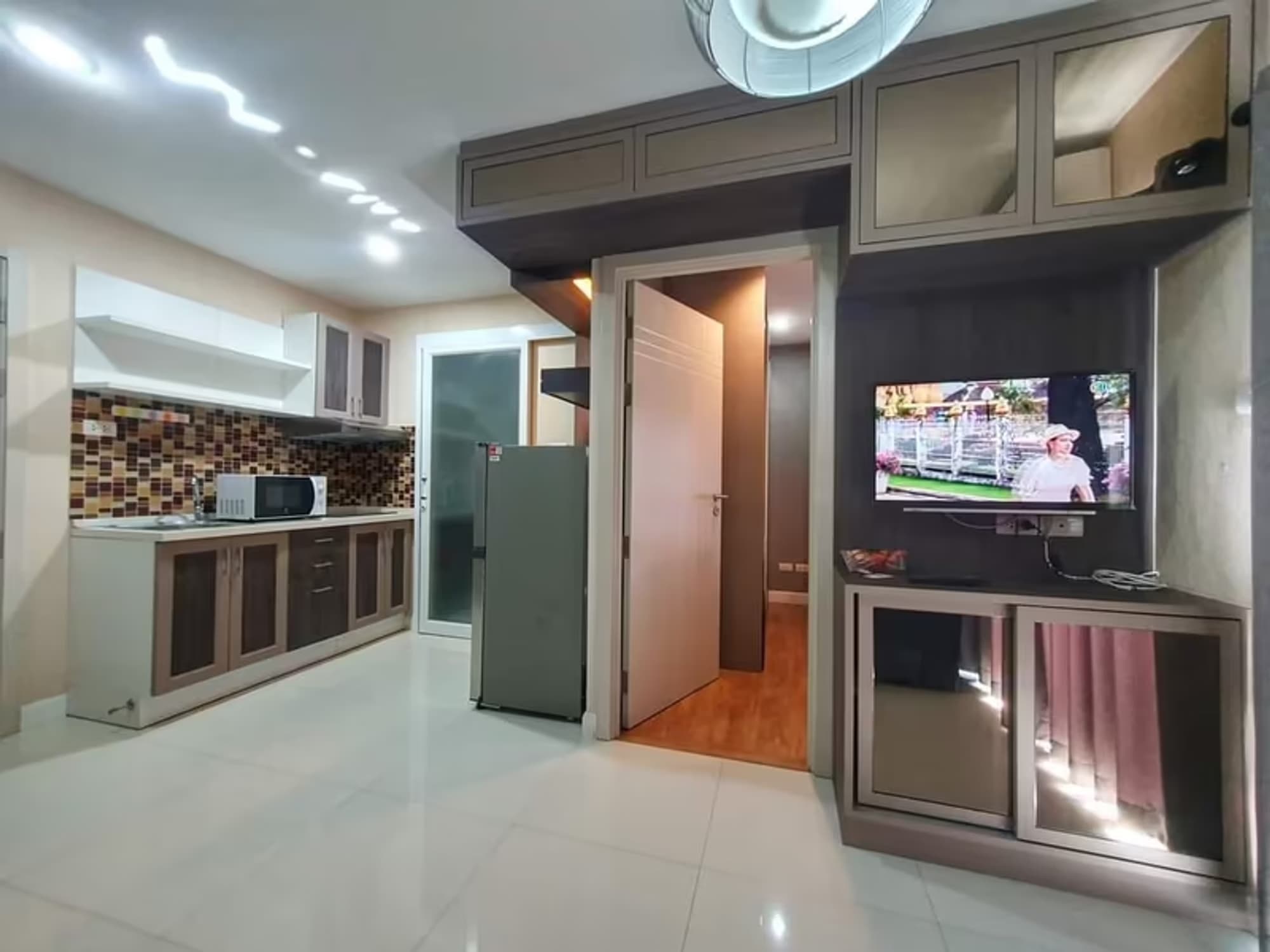 Condo for Rent, Sale w/Tenant at The Next 2 - Image 9