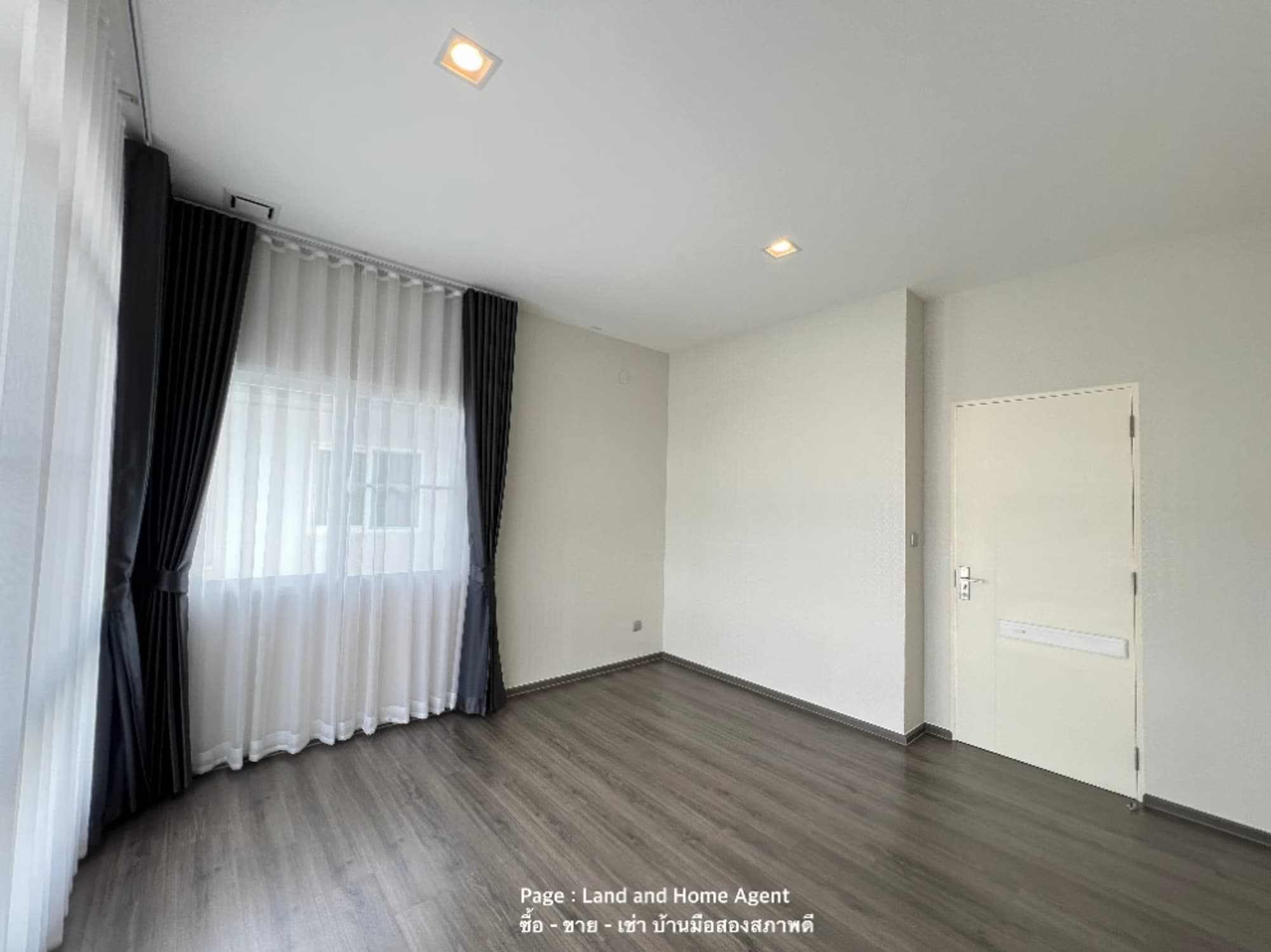 4 Bedroom House for Sale at Manthana Motorway-Krungthep Kreetha - Image 2