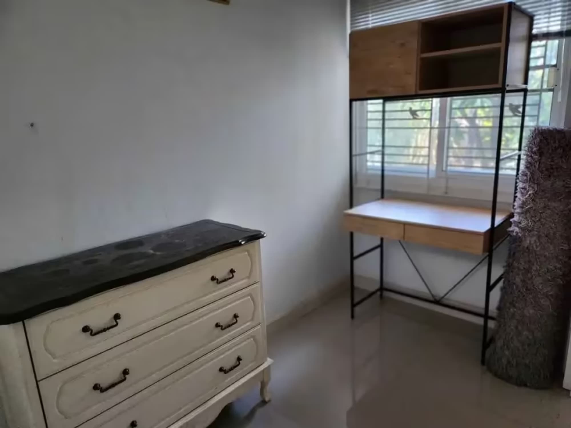2 Bedroom House - Image 7