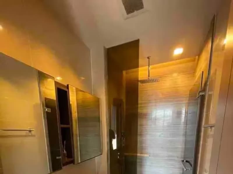 1 Bedroom Condo