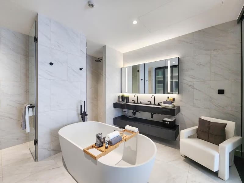 2 Bed Condo for Rent in Bang Rak
