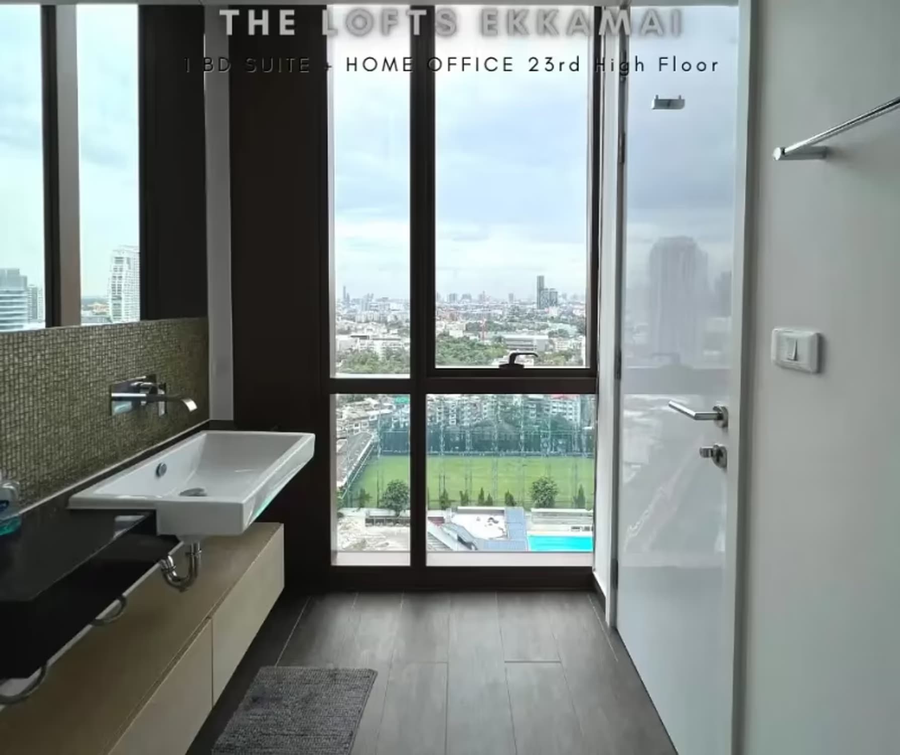 1 Bedroom Condo - Image 1