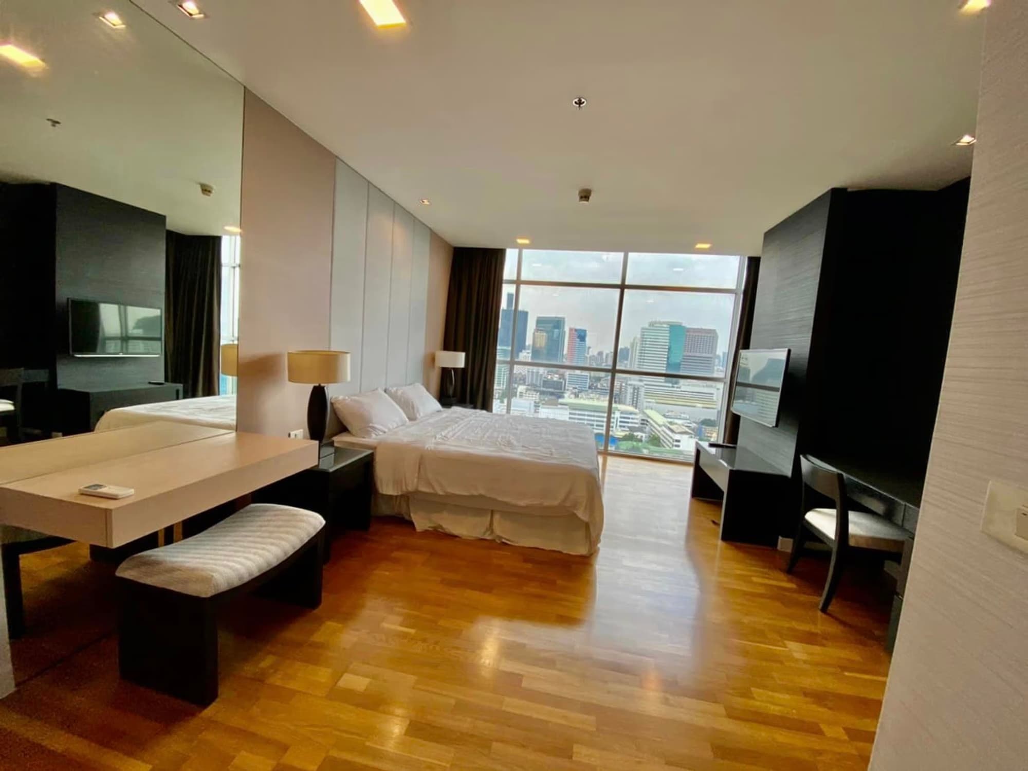 Condo for Sale, Sale w/Tenant, Rented at Urbana Sathon - Image 14