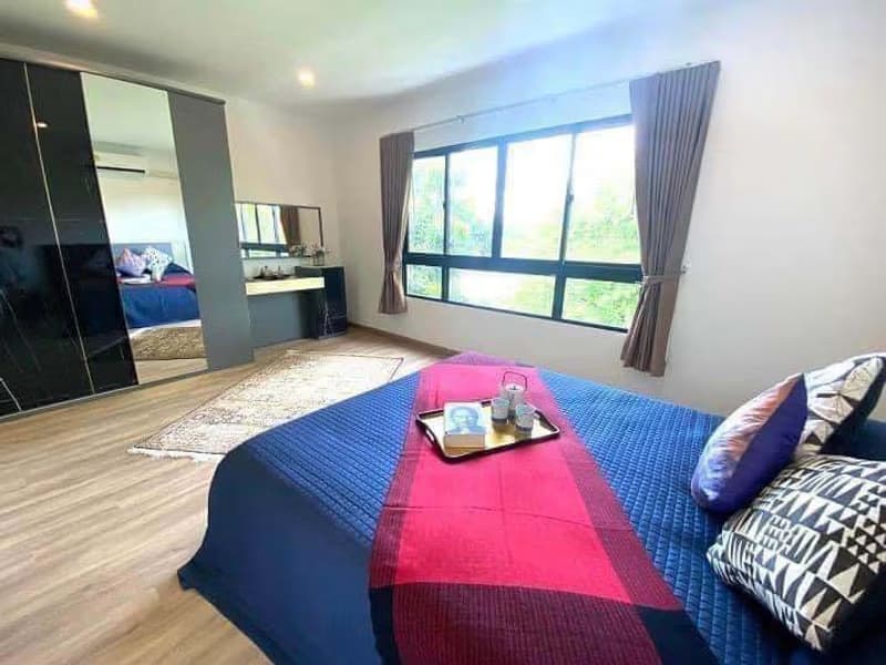 3 Bed House for Rent in Bang Kapi