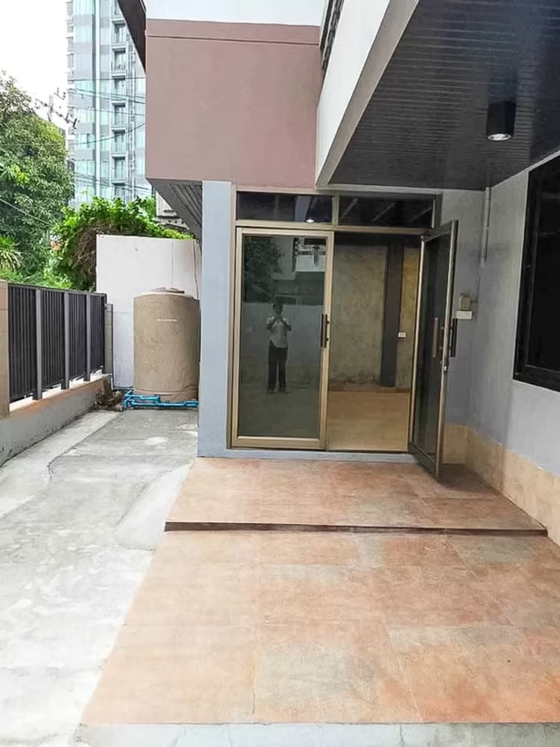 3 Bedroom House for Rent Ekkamai 12 - Image 7
